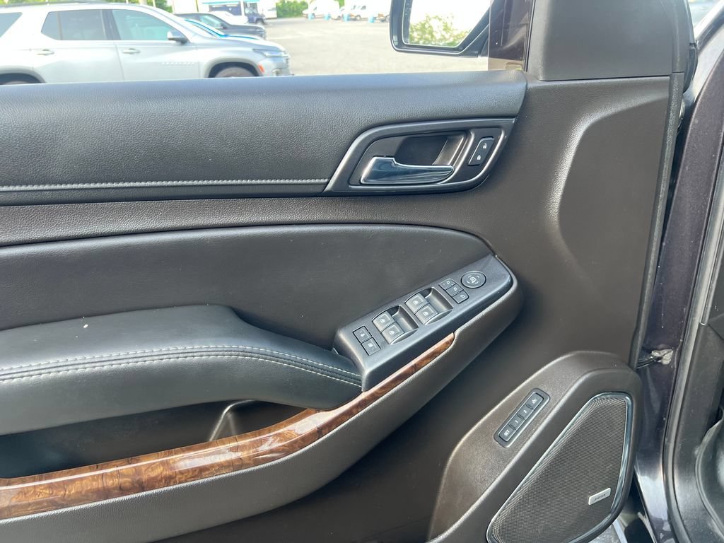 Used 2017 TUNGSTEN METALLIC Chevrolet LT image 10