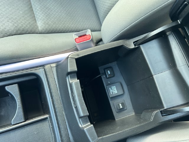 Used 2016  Honda LX image 22