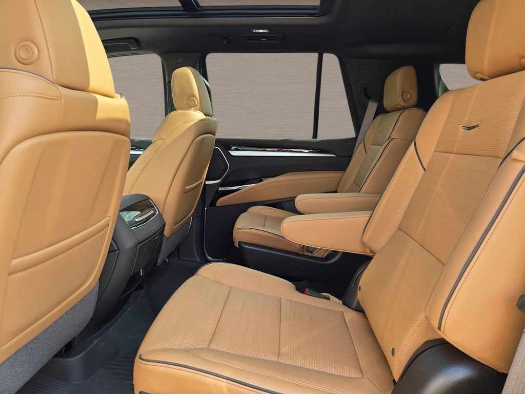 2026 Cadillac Escalade Luxury - Photo 23