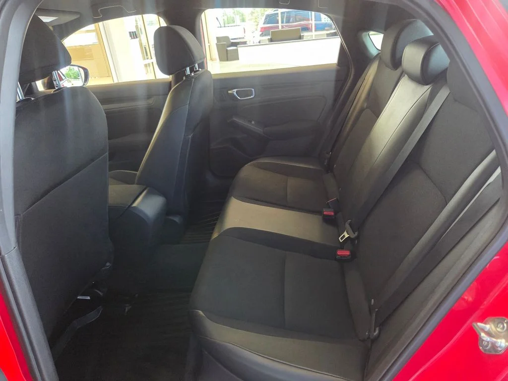 2025 Honda Civic Hatchback Sport - Photo 20