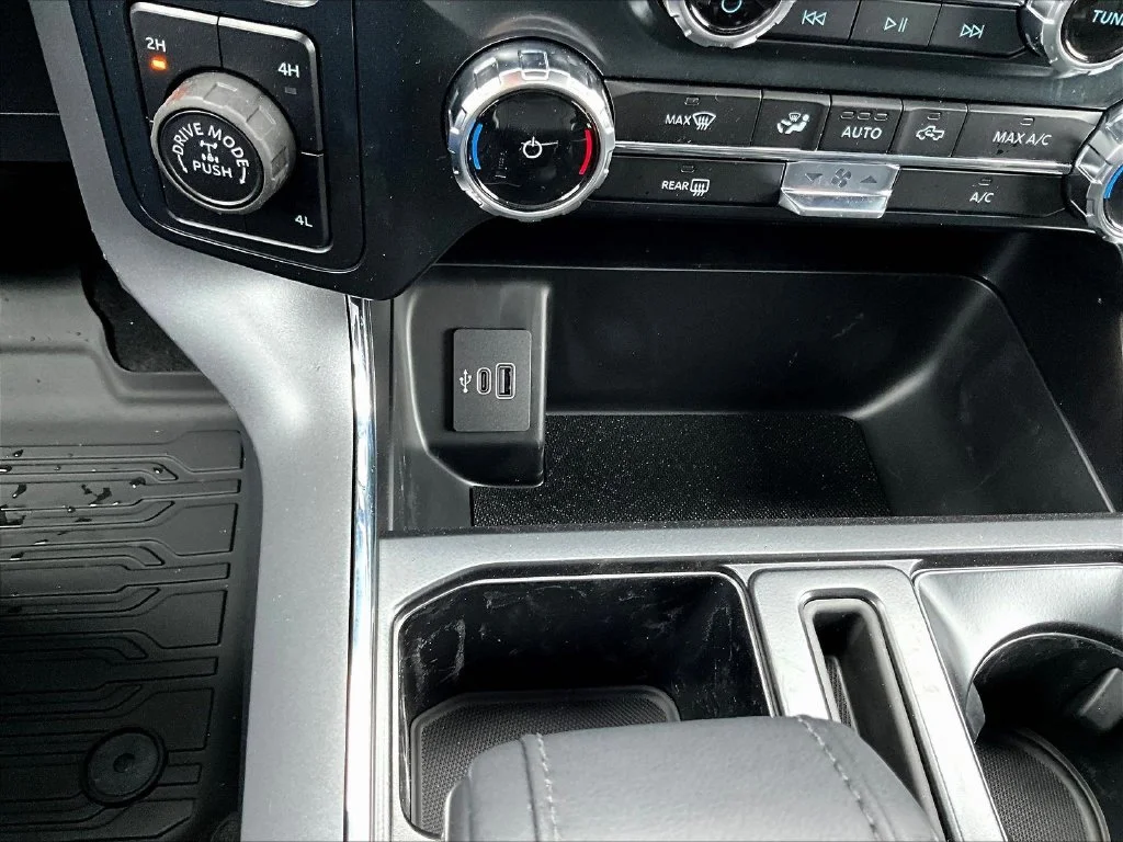 New 2026 Avalanche Ford XLT image 27
