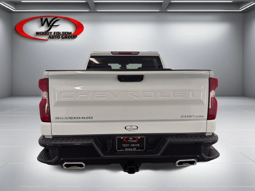 New 2026 Summit White Chevrolet Custom Trail Boss image 7