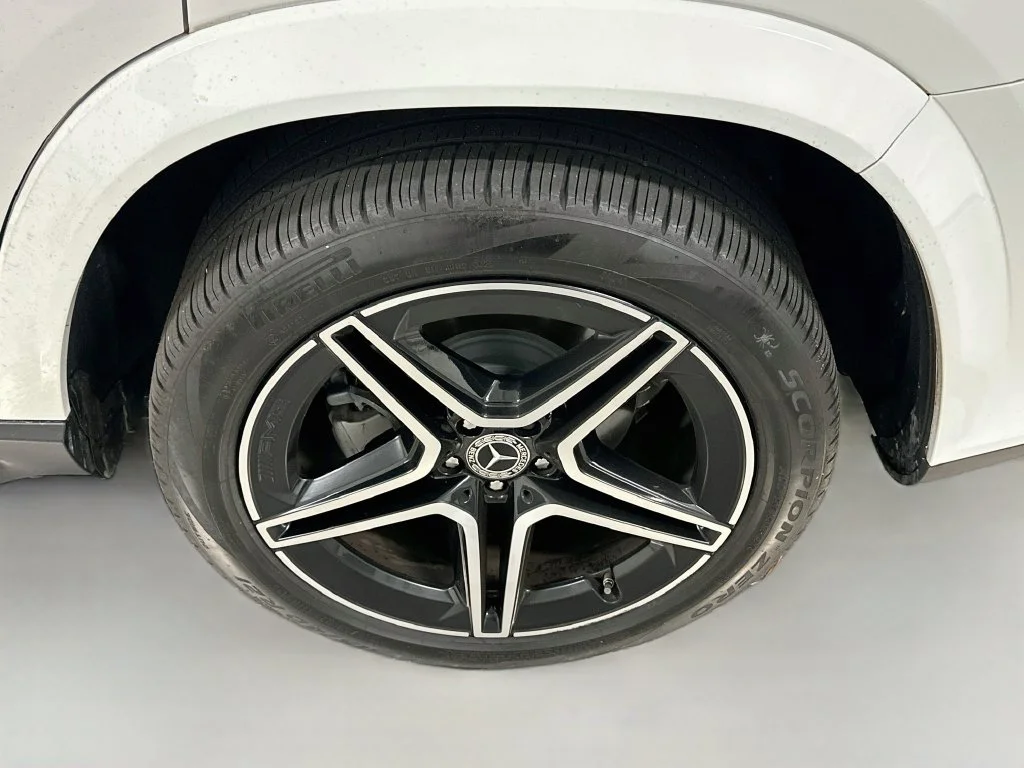 Certified Used 2024 Polar White Mercedes-Benz GLS 450 image 35