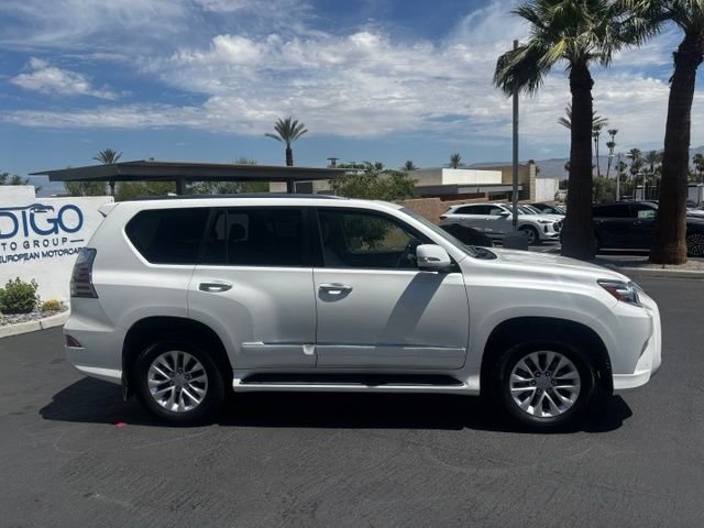 Used 2019 Starfire Pearl Lexus 460 image 4