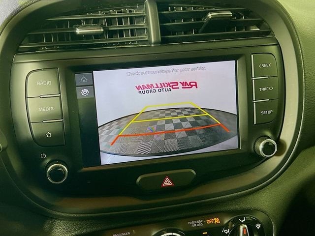 2024 Kia Soul LX - Photo 17