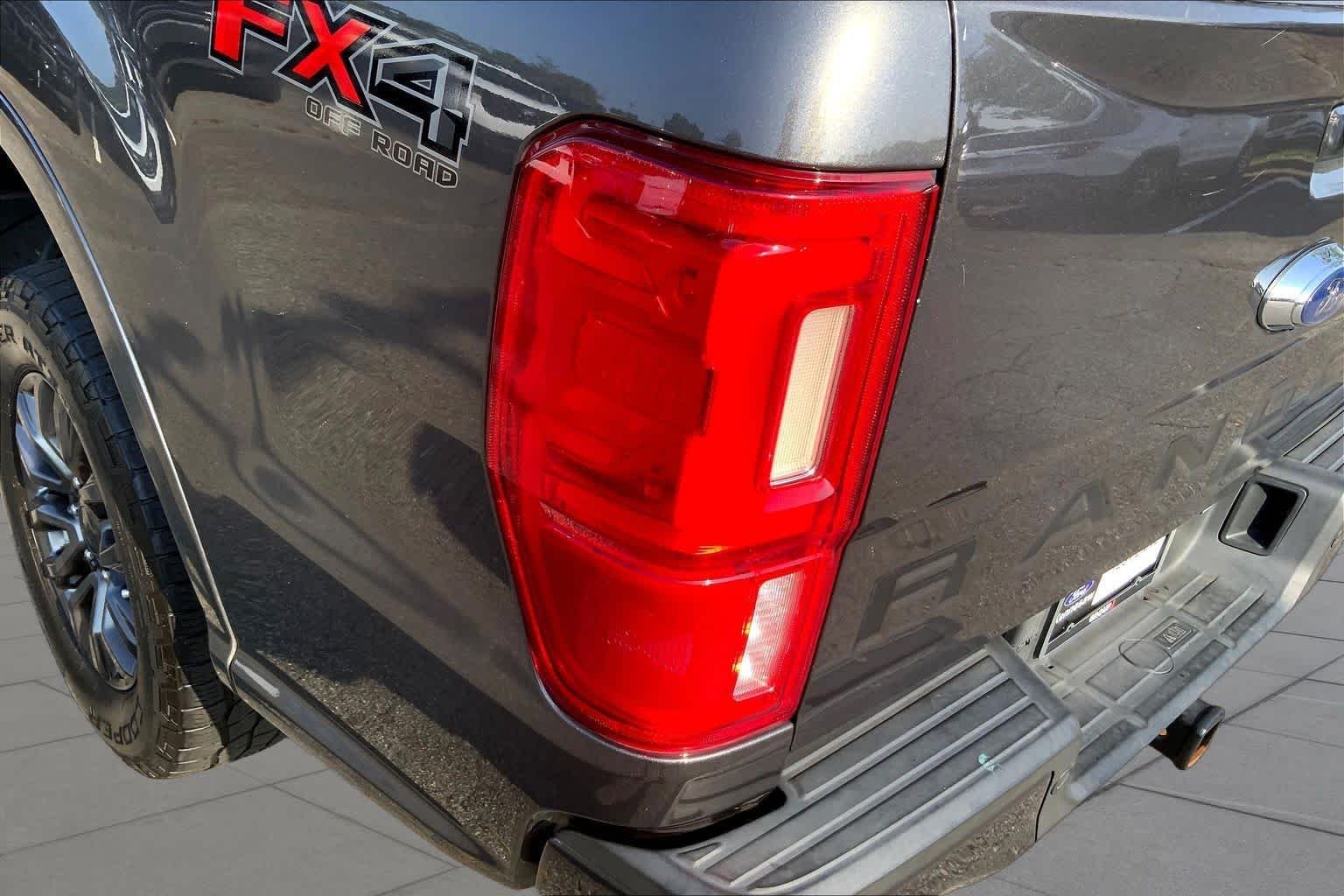 Certified Used 2020 Magnetic Metallic Ford LARIAT image 27
