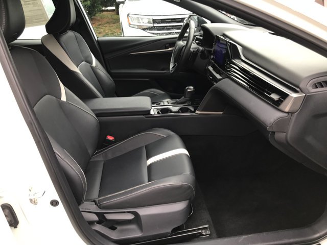 Certified Used 2025 Ice Cap Toyota SE image 26