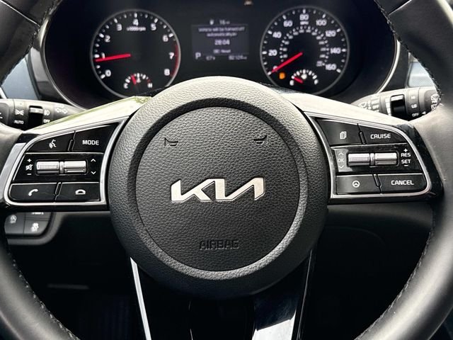Used 2022 Yellow Kia S image 17