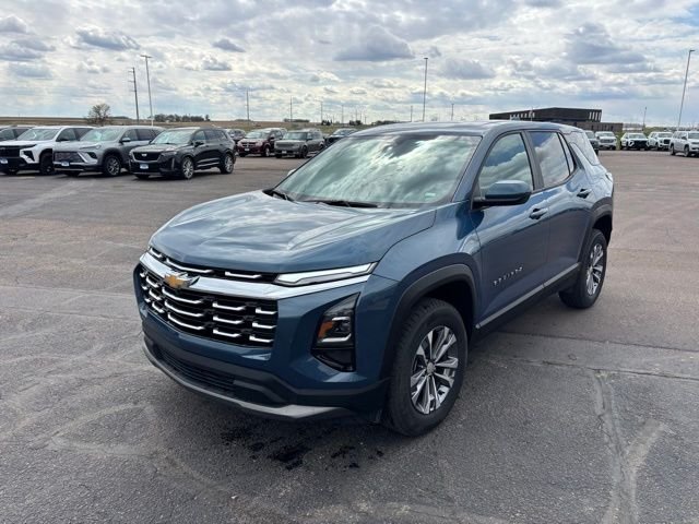 Used 2026 Lakeshore Blue Chevrolet LT image 5
