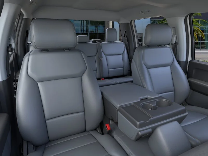 New 2026 Oxford White Ford XL image 31