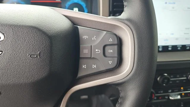 New 2025 Desert Sand Ford Outer Banks 4WD image 29