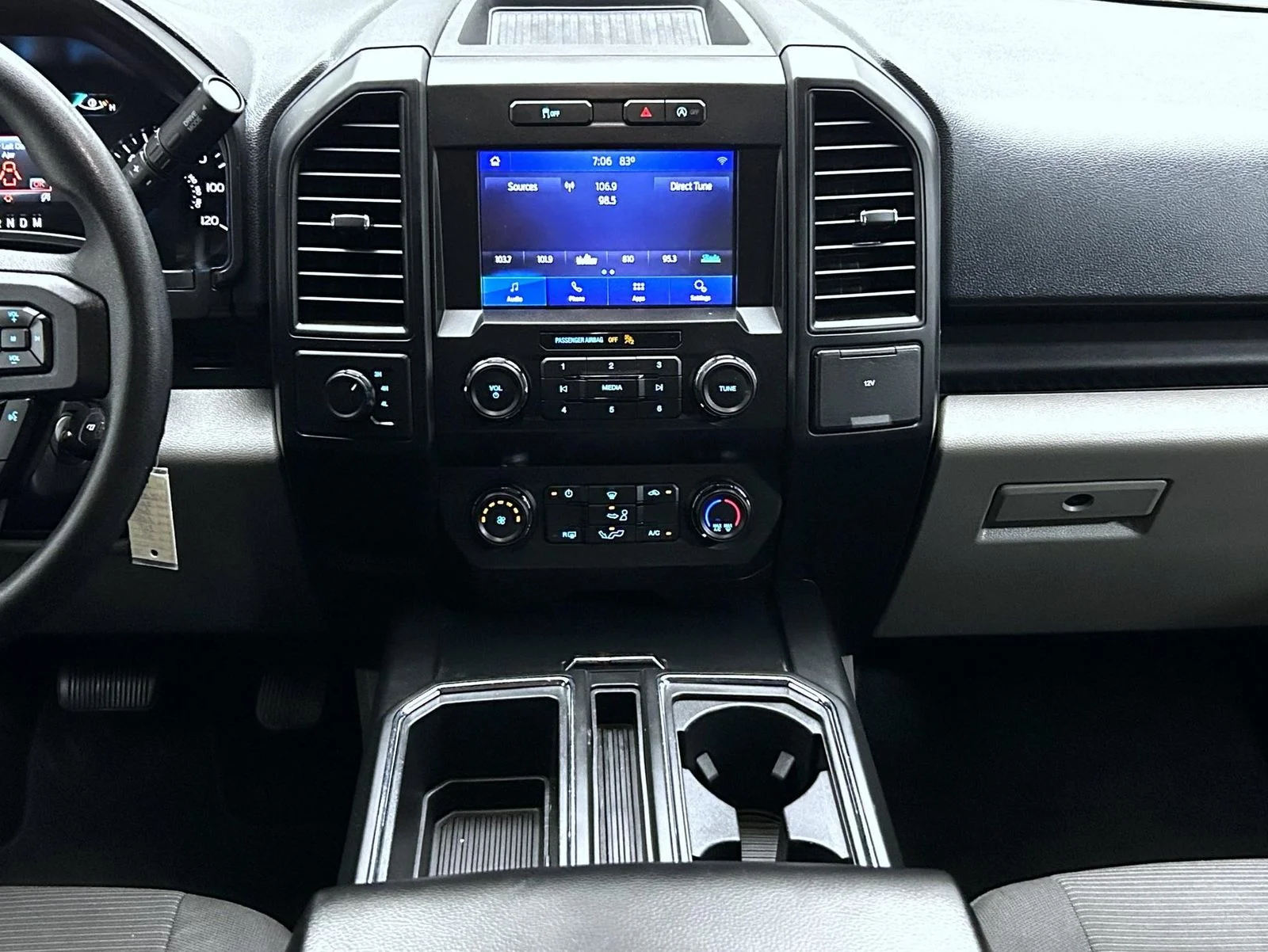 Used 2020 Silver Ford XL image 13