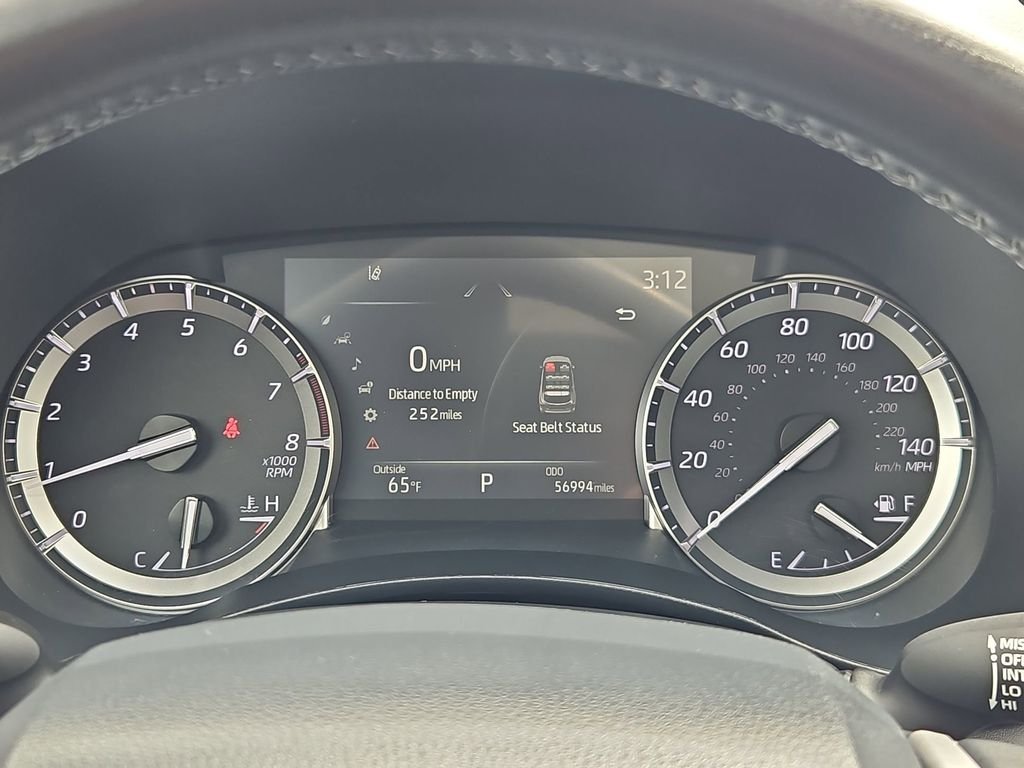 Used 2022 Silver Toyota XLE image 15
