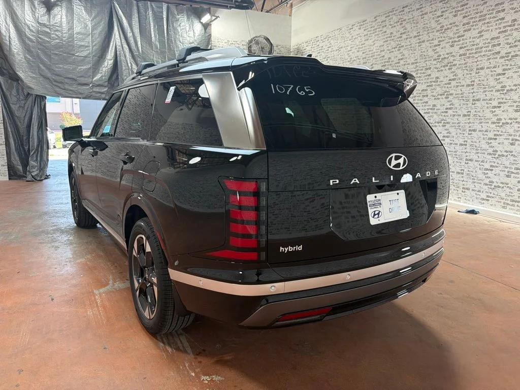 New 2027 Abyss Black Pearl Hyundai Calligraphy image 5