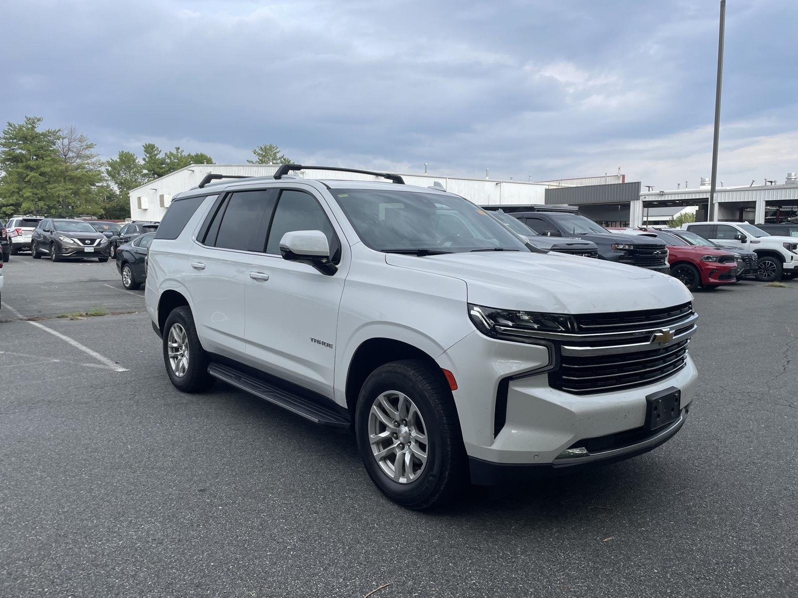 Used 2022 Iridescent Pearl Tricoat Chevrolet LT image 7