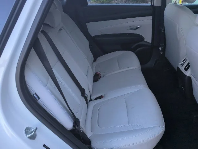 Used 2025 White Hyundai SEL image 14