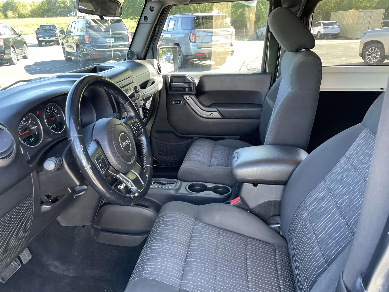 Used 2011 Green Jeep Sport image 18