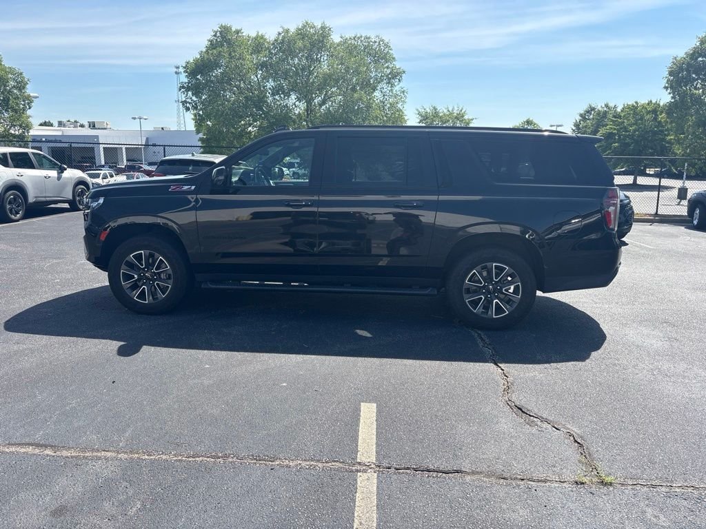 Used 2023 Black Chevrolet Z71 image 6