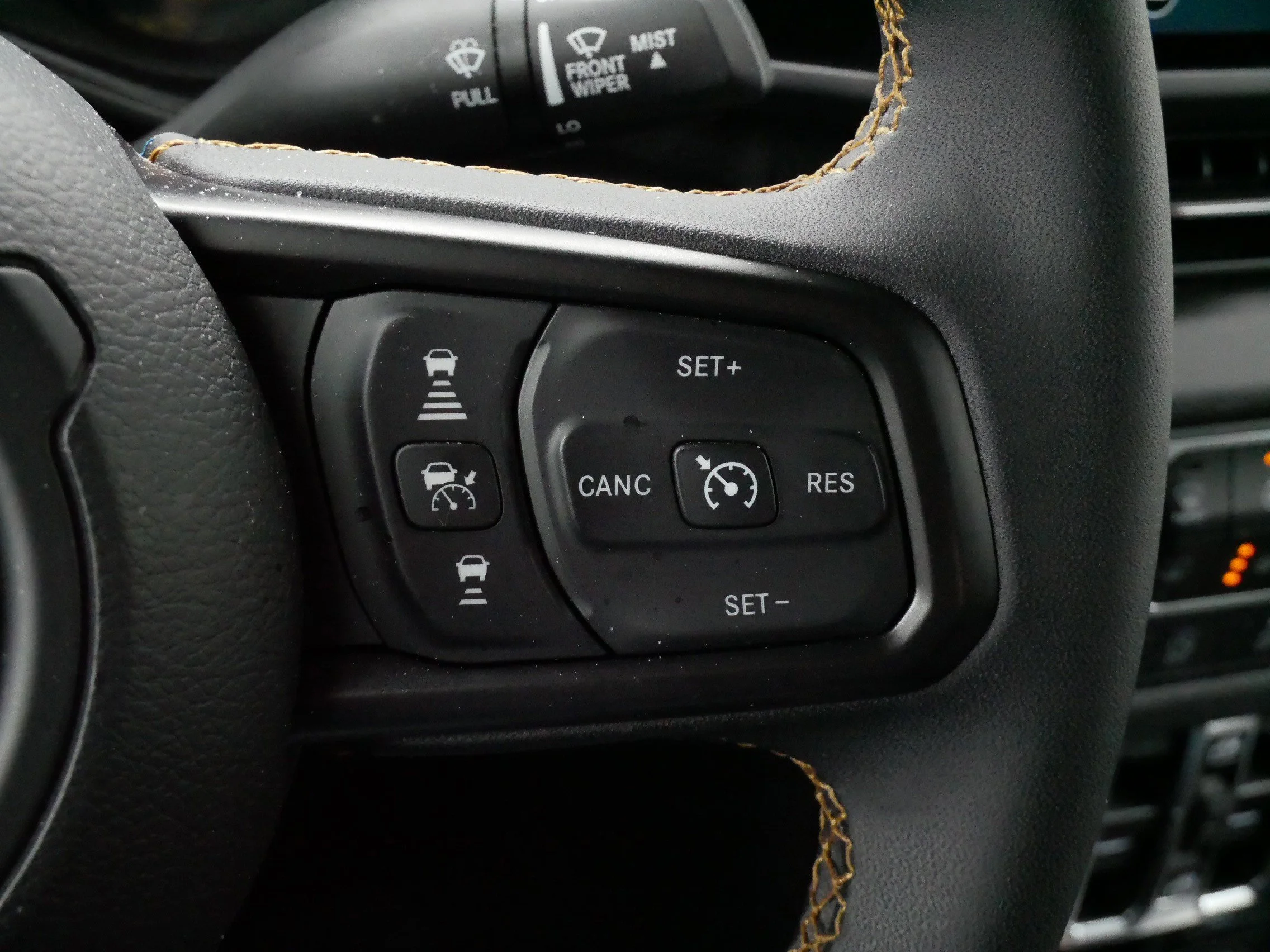 Used 2025 Fathom Blue Pearlcoat Jeep Sport S image 25