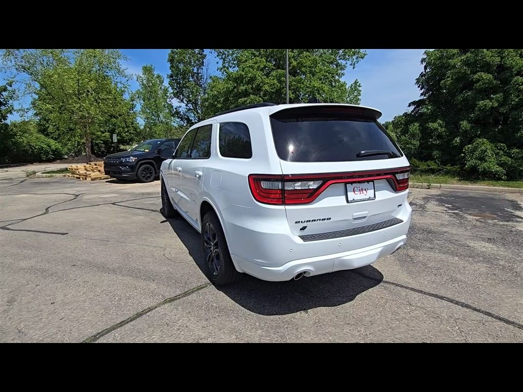New 2026 White Knuckle Clear-Coat Exterior Paint Dodge GT Plus image 6