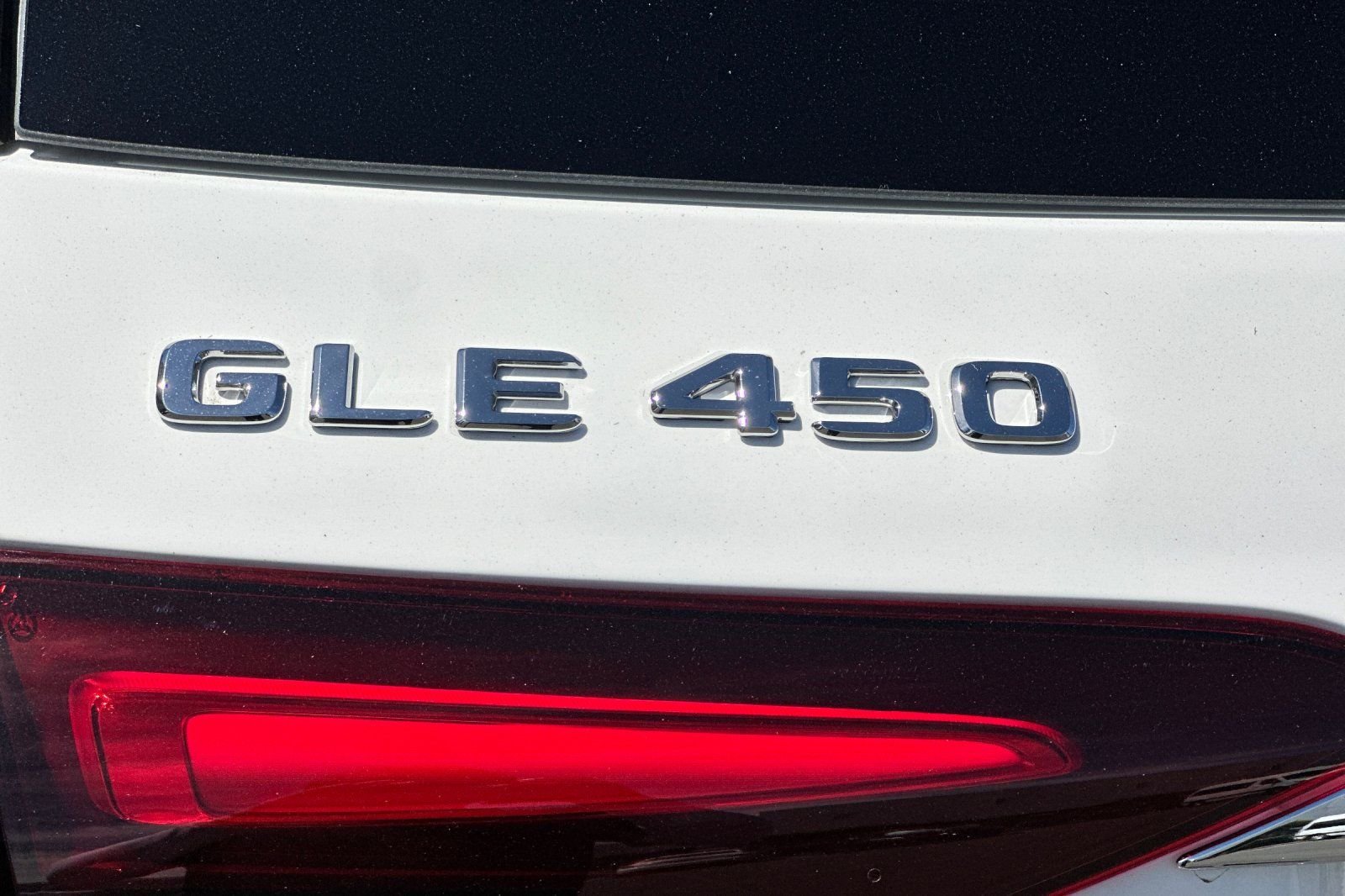 New 2026 White Mercedes-Benz GLE 450 image 27