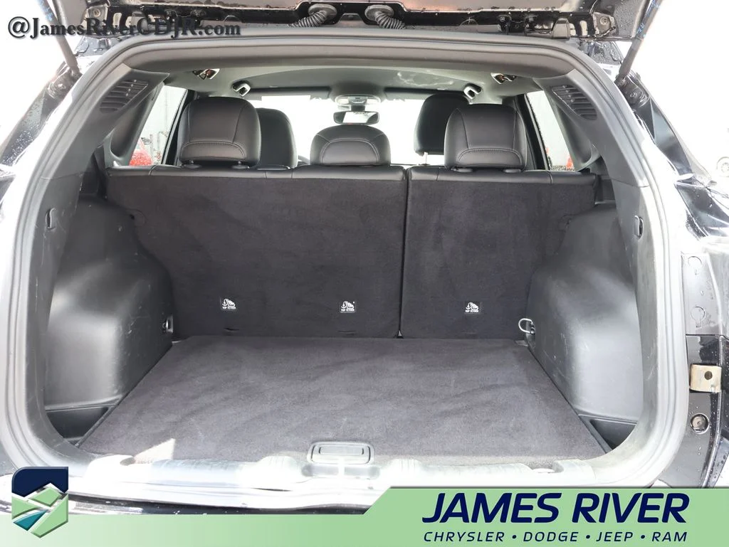 Used 2025 Black Jeep Limited image 14
