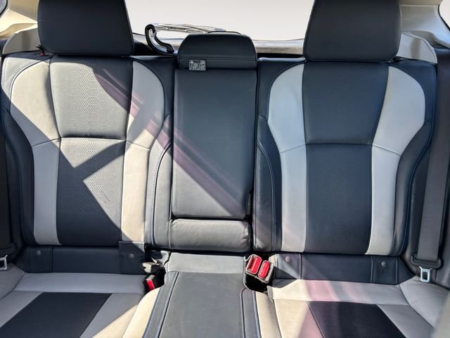 Used 2019 Crystal White Pearl Subaru Hybrid image 13