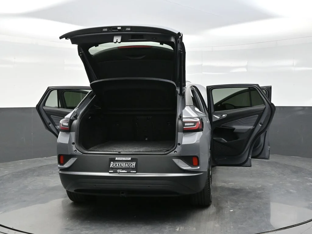 Used 2023 Gray Volkswagen Pro S image 42
