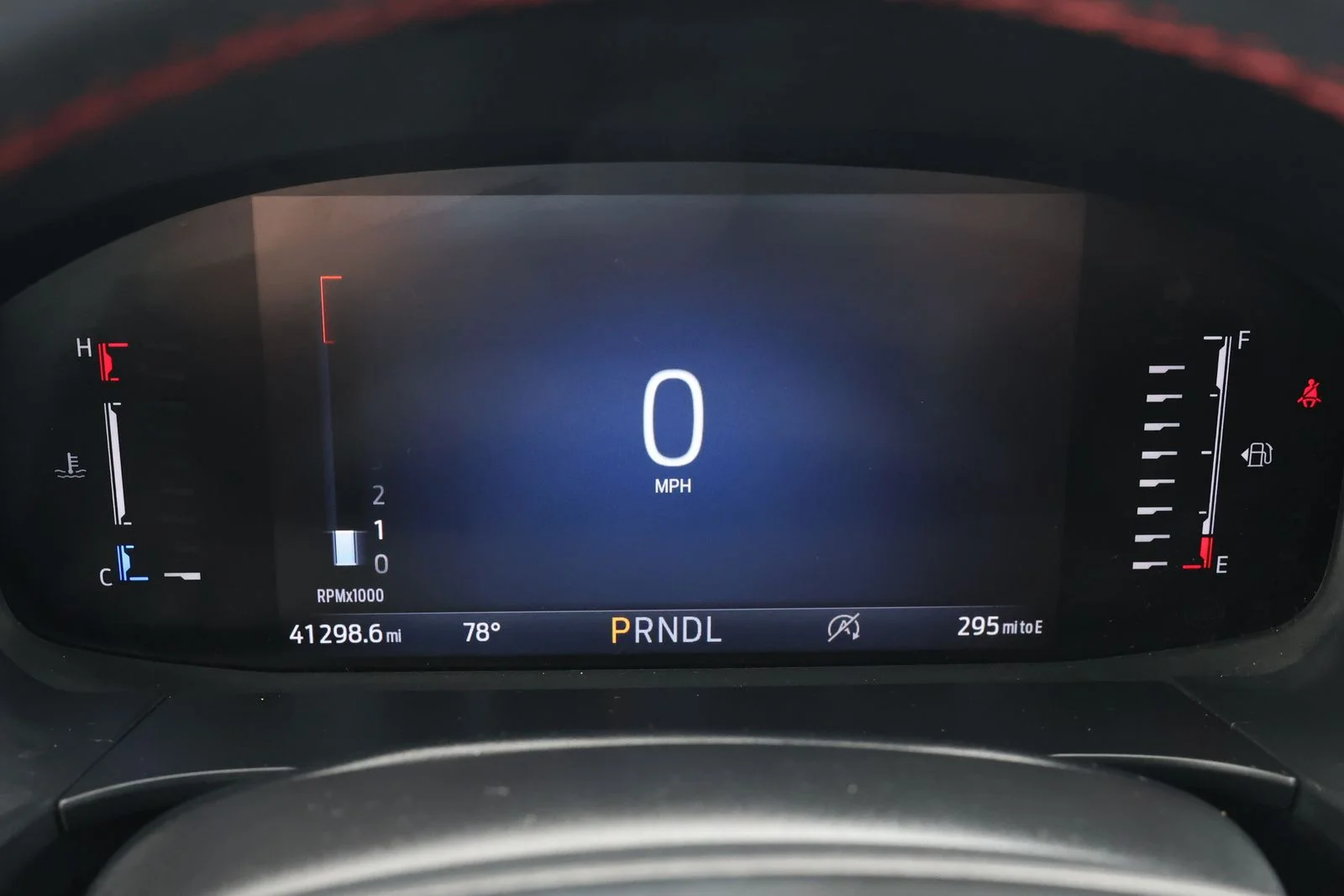 Used 2024 Gray Ford ST-Line image 18