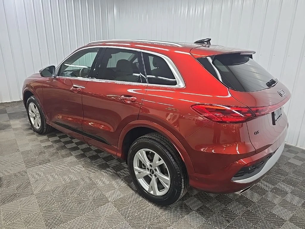 Used 2025 Red Audi 2.0T Premium image 9