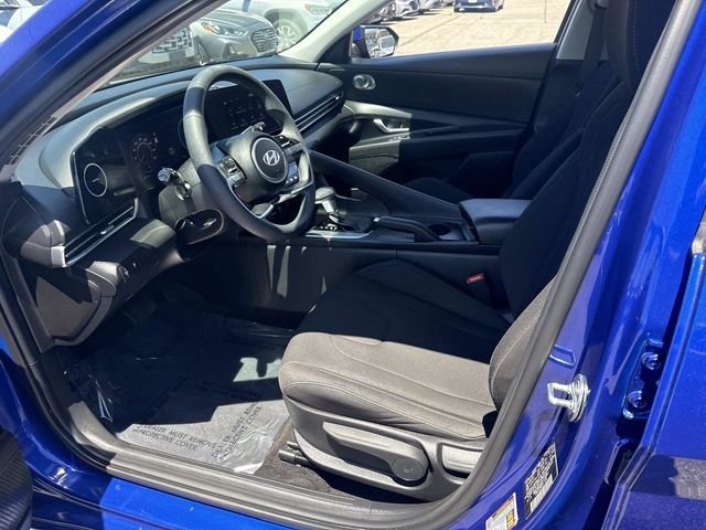 2024 Hyundai Elantra SEL - Photo 16