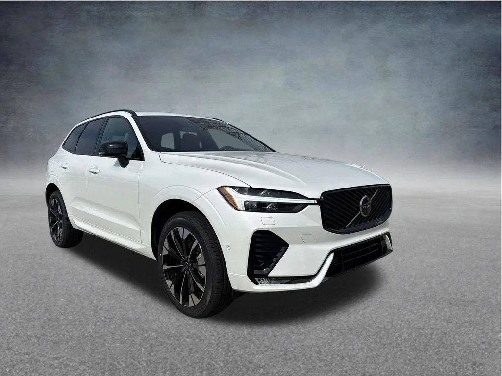 2026 Volvo XC60 B5 Plus