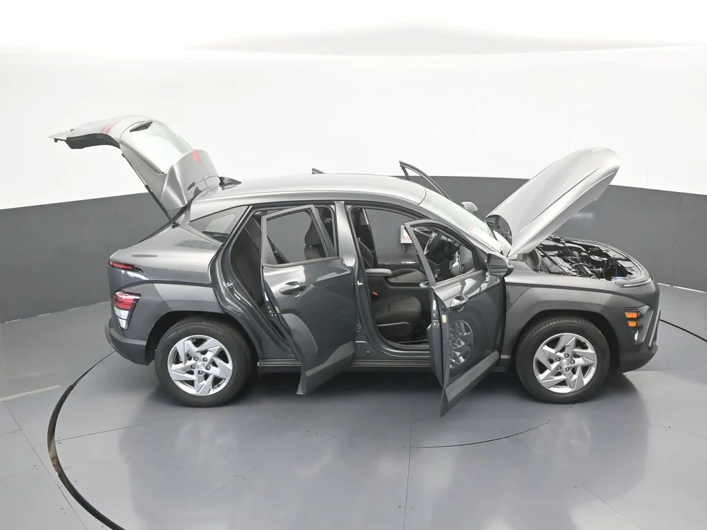 Used 2024 Ecotronic Gray Pearl Hyundai SE image 71