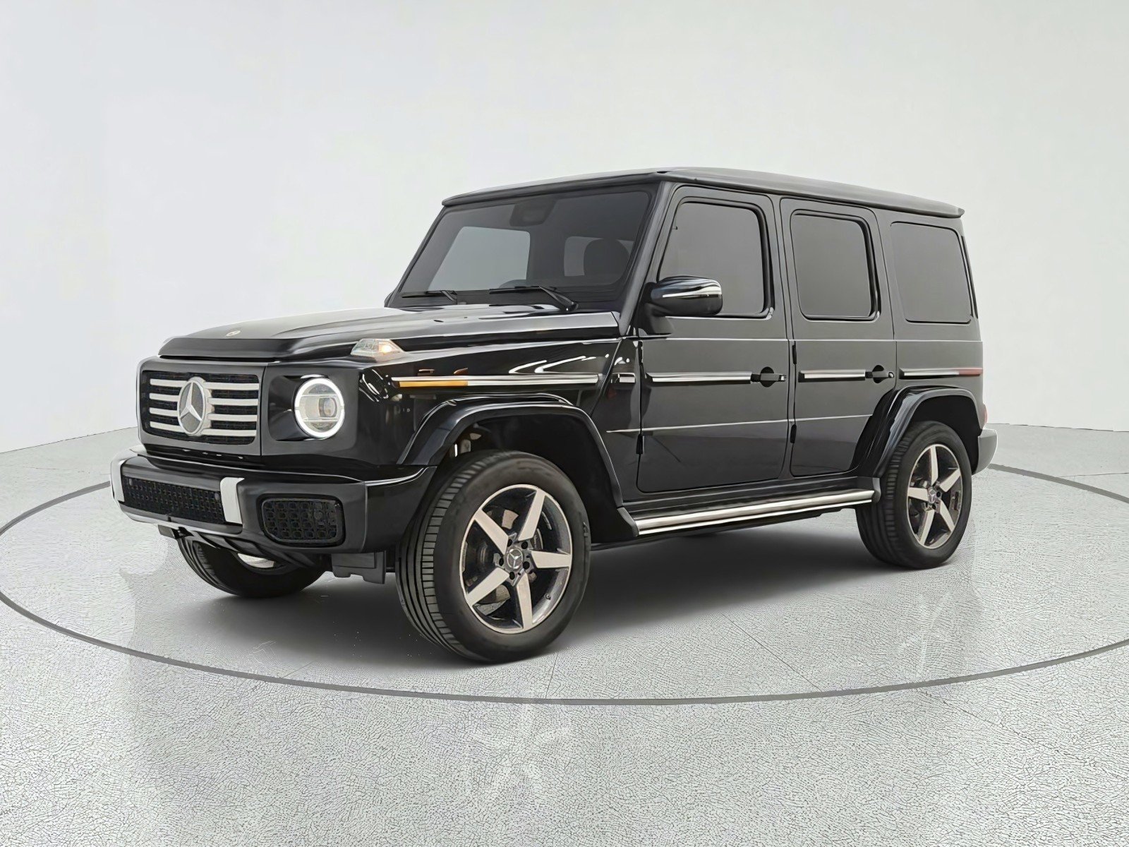 New 2027 Emerald Green Mercedes-Benz G 580e SUV image 1