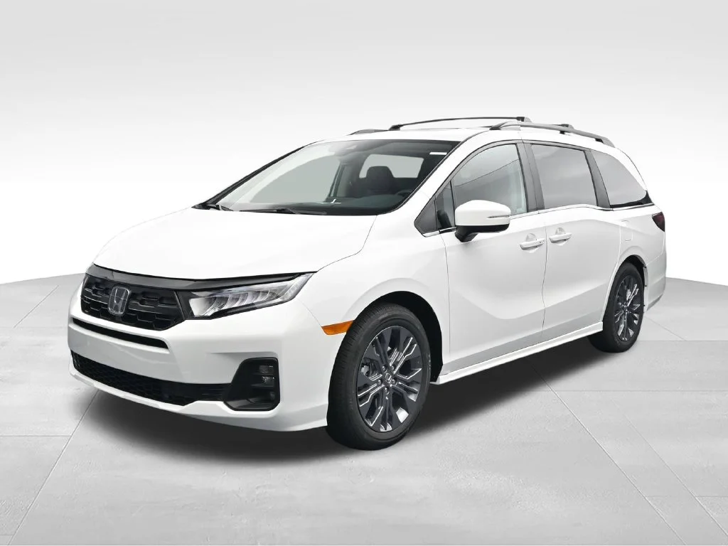 New 2027 Platinum White Pearl Honda Touring image 7