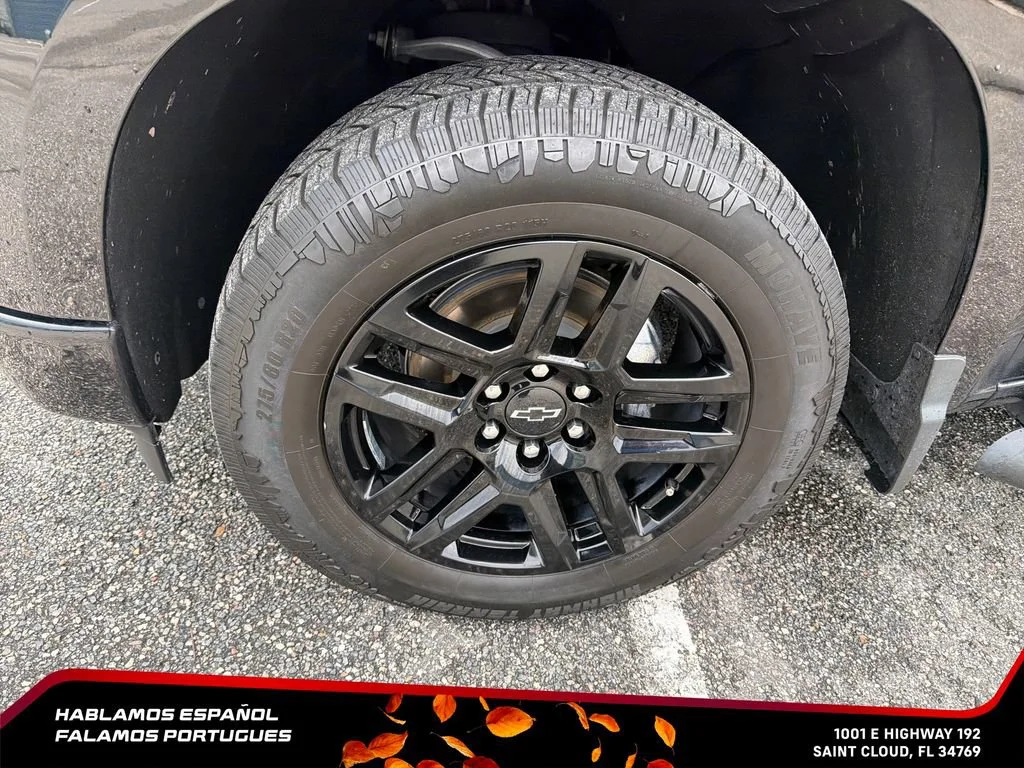 Used 2023 BLACK Chevrolet Custom image 10