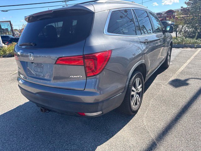 Used 2016 Modern Steel Metallic Honda EX image 18