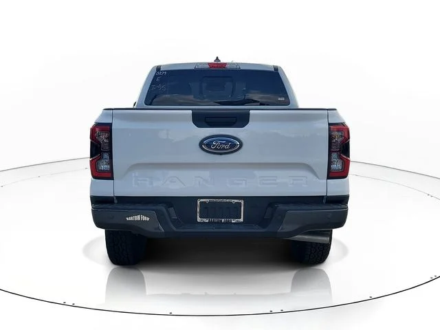 New 2026 Oxford White Ford Lariat image 6