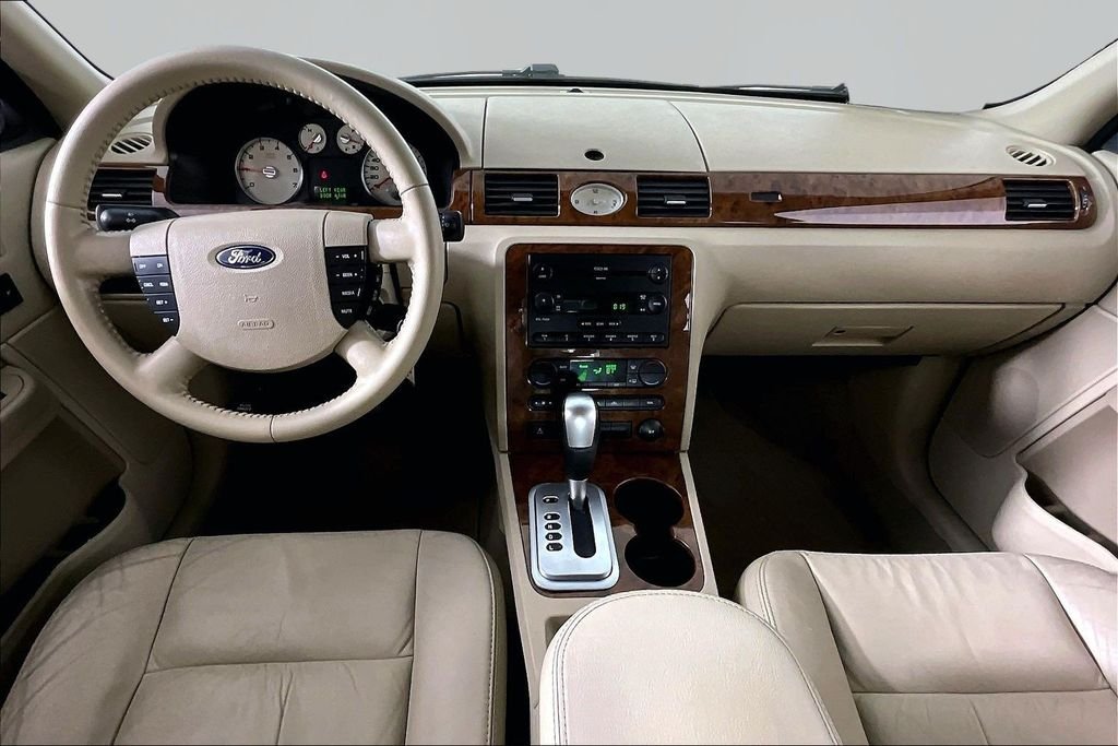 Used 2007 Red Ford Limited image 6