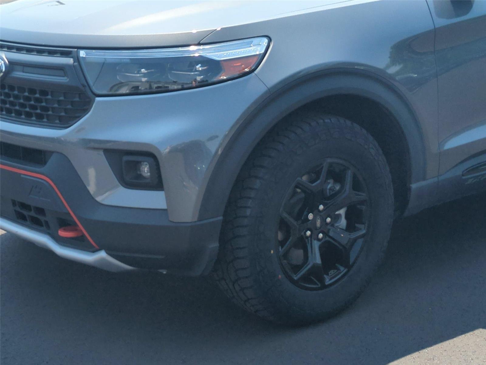 Used 2022 Carbonized Gray Metallic Ford Timberline image 9