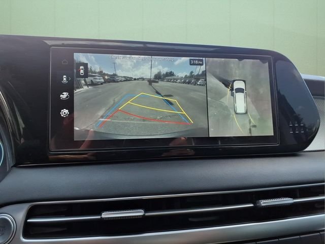 Used 2024 Gray Hyundai SEL image 28