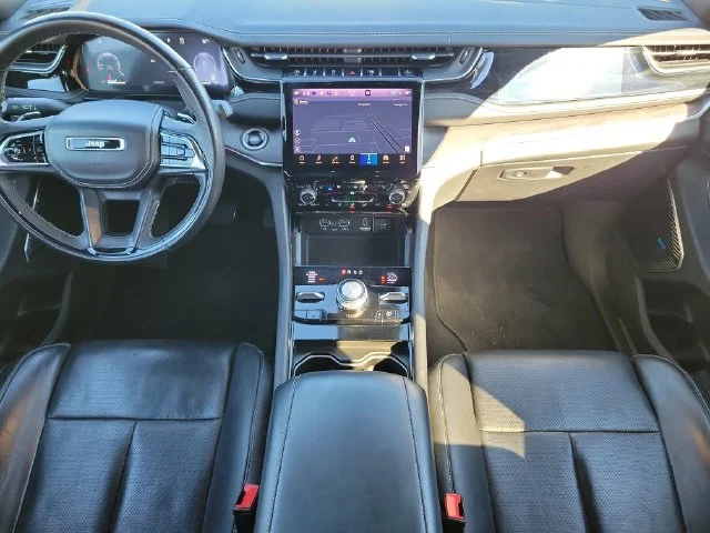 2023 Jeep Grand Cherokee Overland - Photo 11