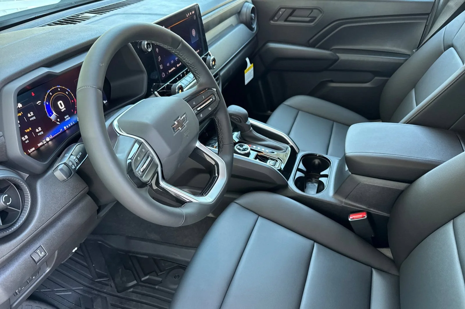 New 2026 Summit White Chevrolet Trail Boss image 9