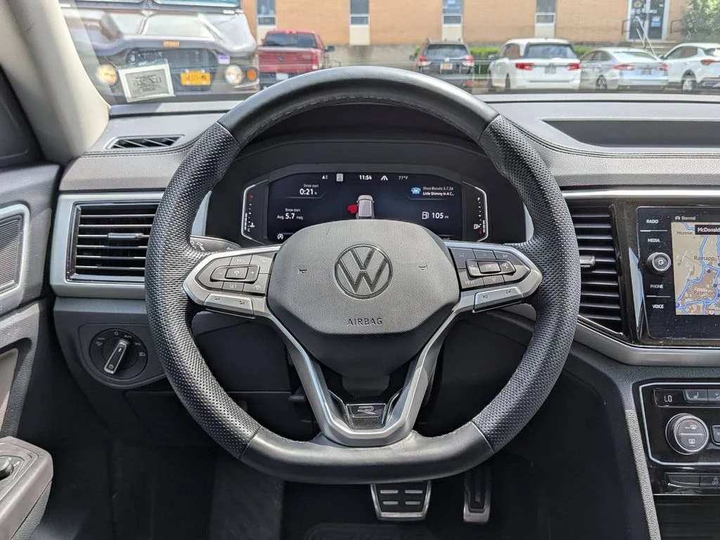 Used 2023 Black Volkswagen 3.6L V6 SEL R-Line image 17