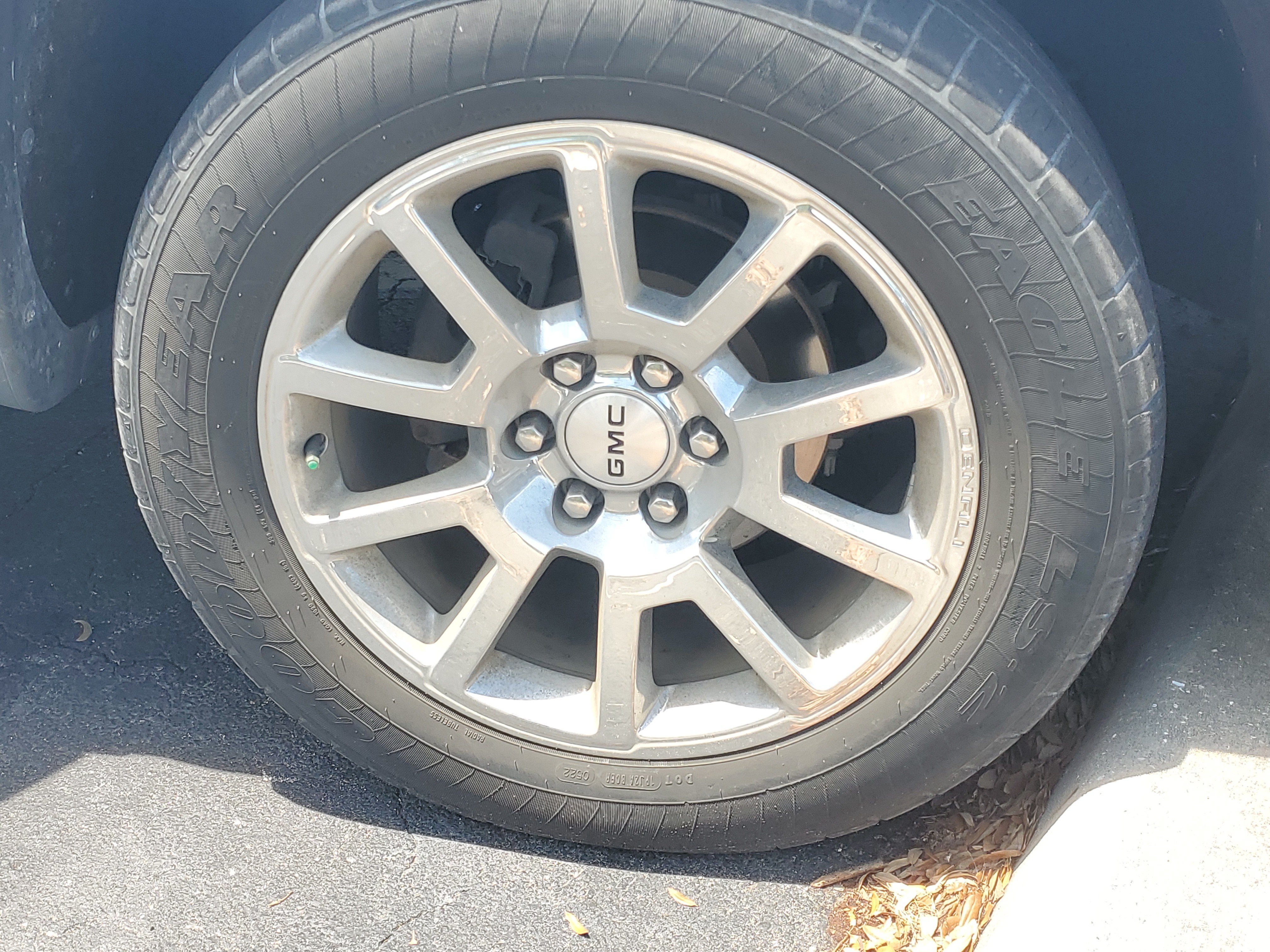 Used 2018 Quicksilver Metallic GMC Denali image 1