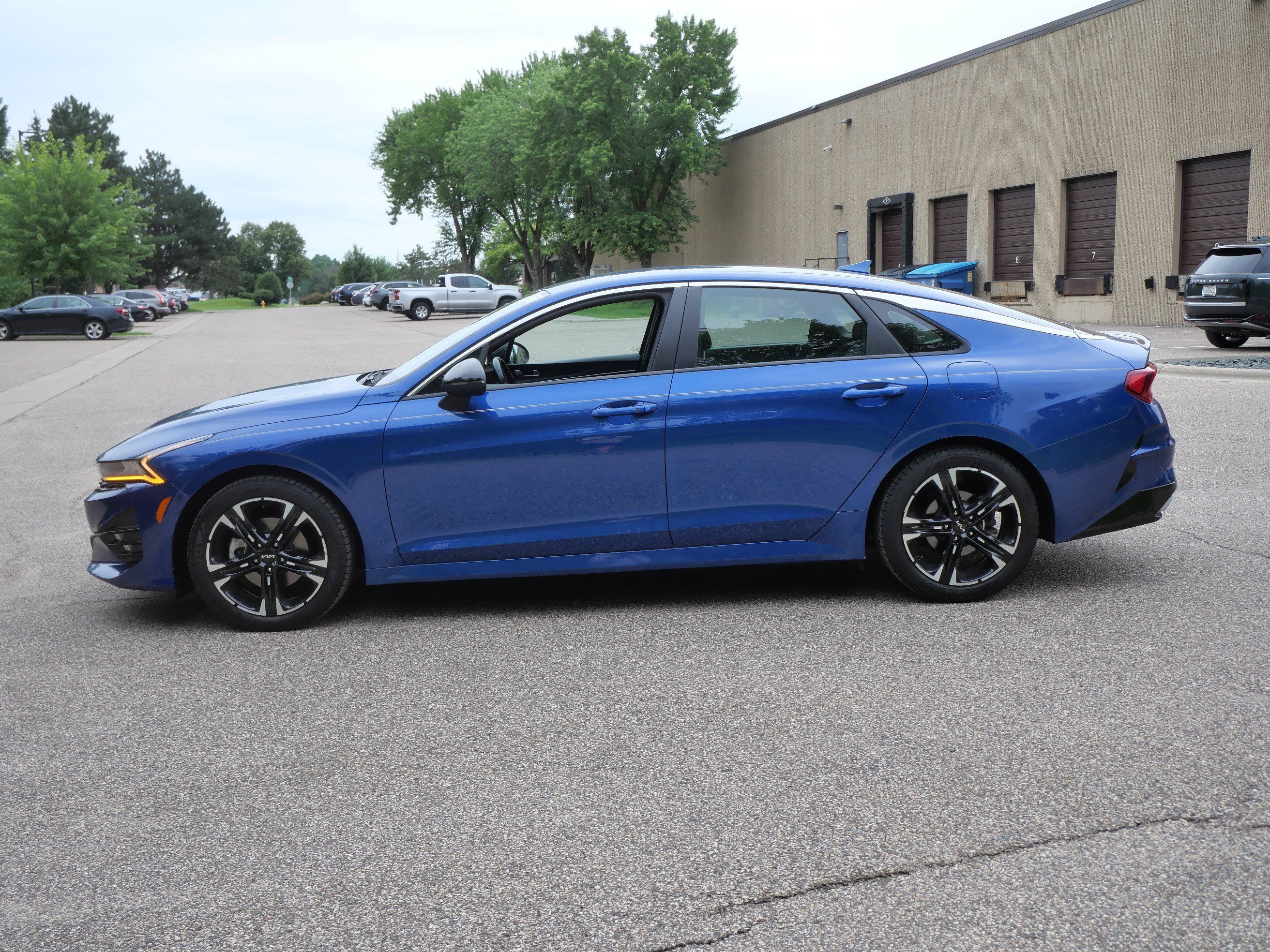 Used 2022 Sapphire Blue Kia GT-Line image 4
