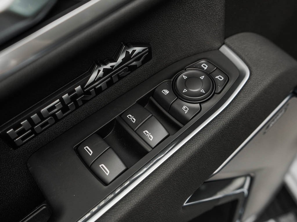 2026 Chevrolet Silverado 1500 High Country - Photo 14