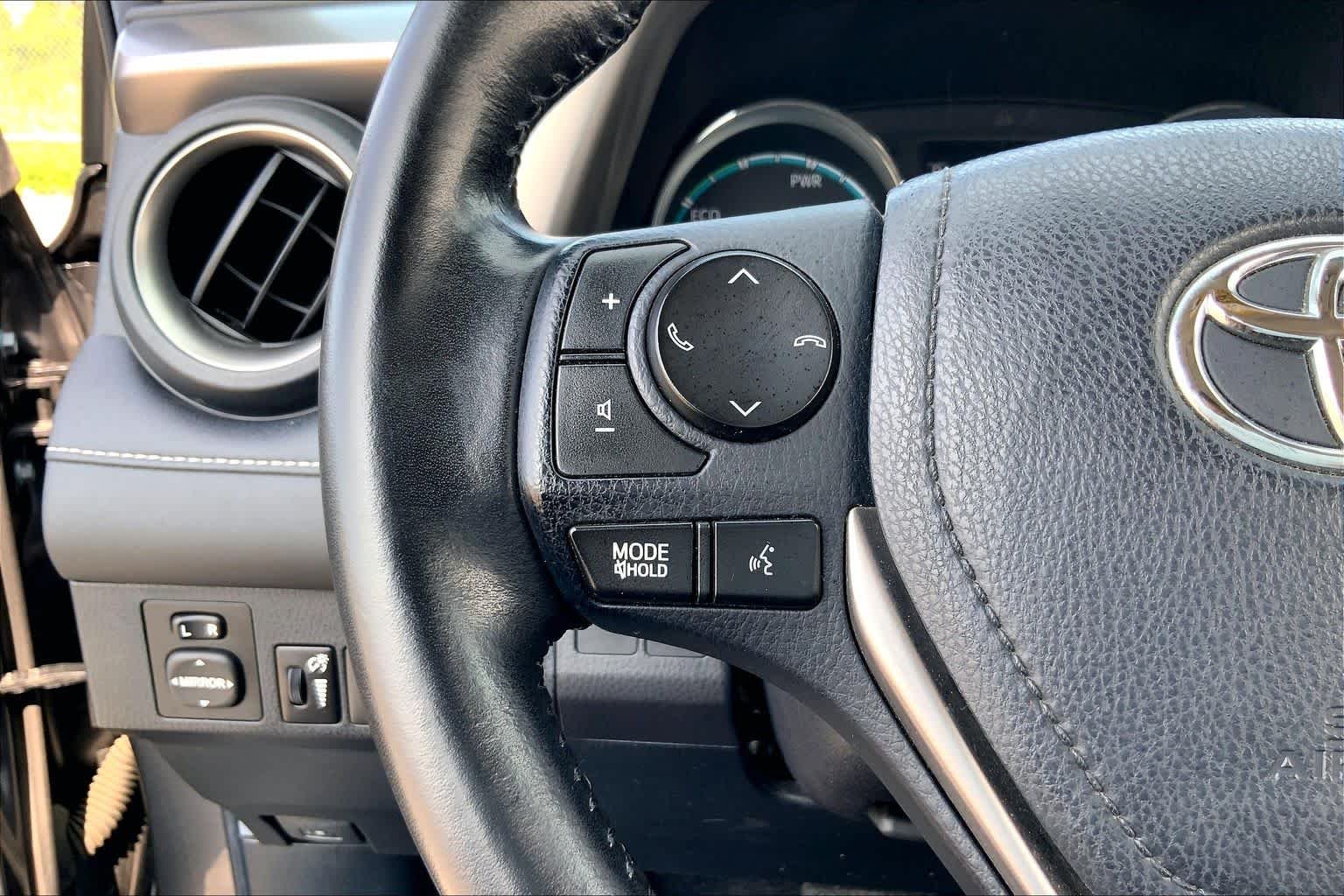 Used 2018 Magnetic Gray Metallic Toyota Hybrid LE image 23