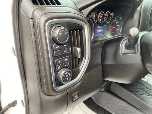 Used 2019 White Chevrolet RST image 23