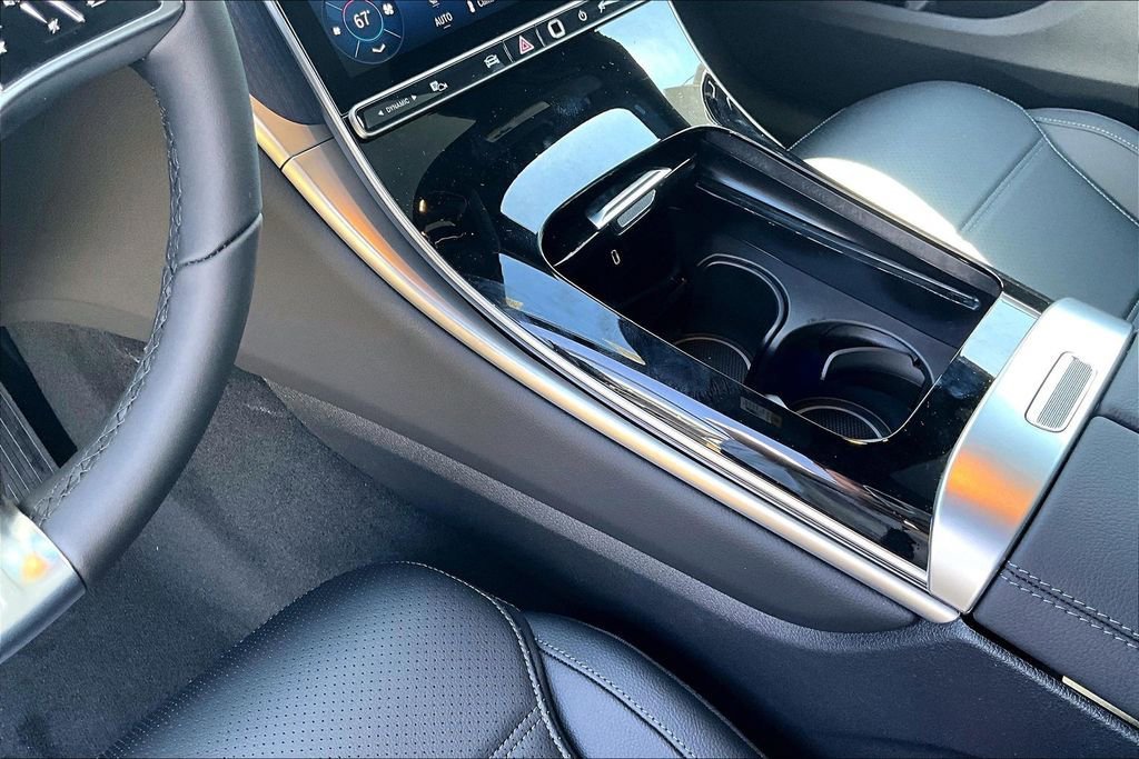 New 2026 Black Mercedes-Benz GLC 300 image 22
